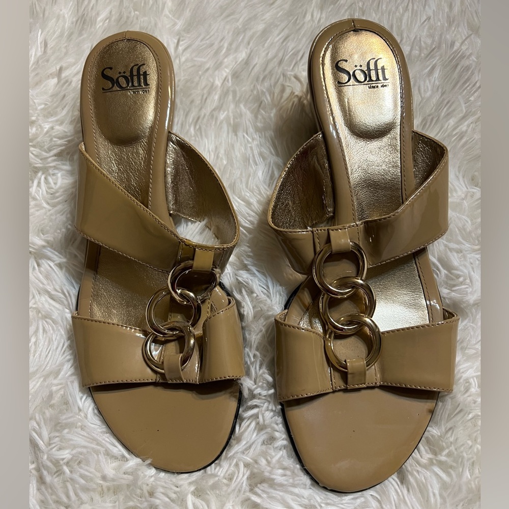 Sofft size 10 medium